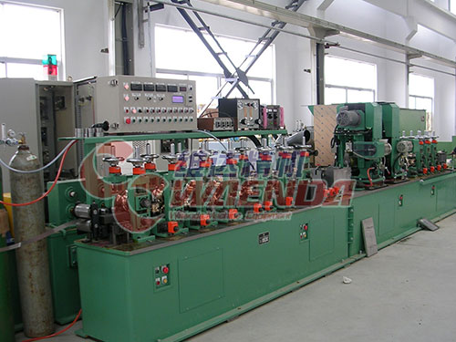 精密焊管制管機